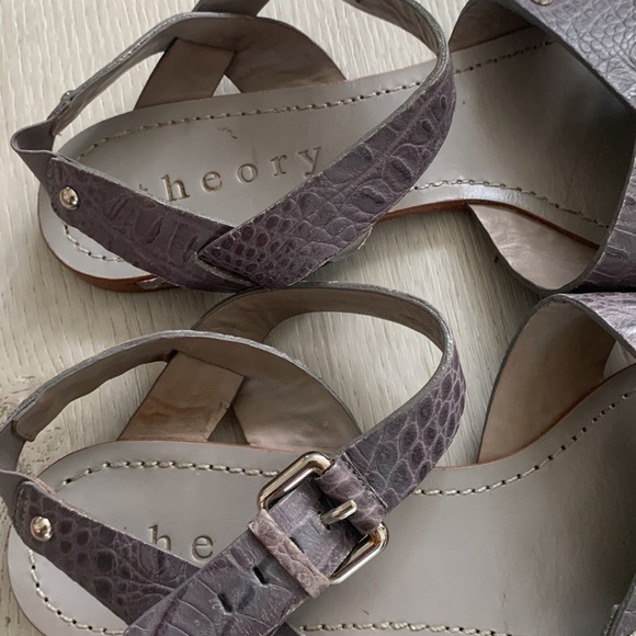 Theory Leather Python Size 10 Grey Sandals all leather gray summer vacation Croc - Picture 14 of 15